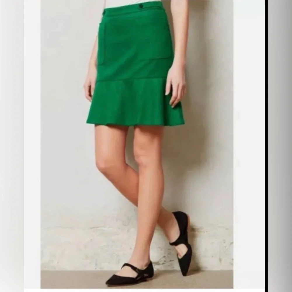 Anthropologie Maeve Wool Blend Emerald Green Tulip Style Mini Skirt Size 2